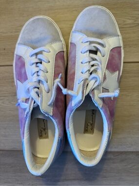 Vintage Havana Pink and White Star Sneakers